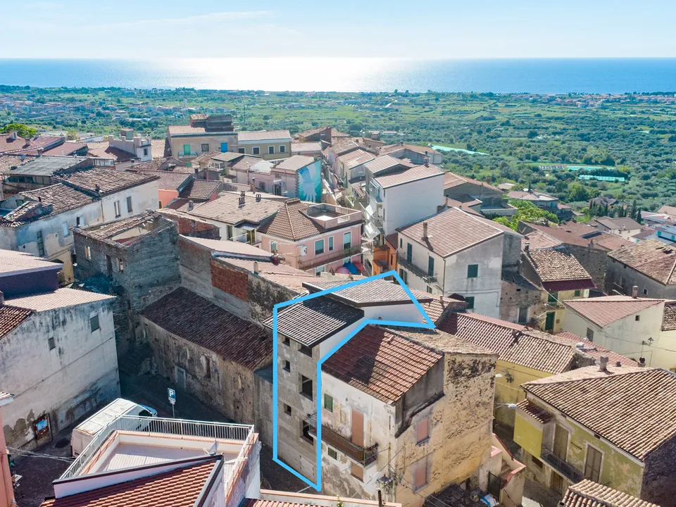Byhus i Santa Maria del Cedro, Cosenza - foto 1